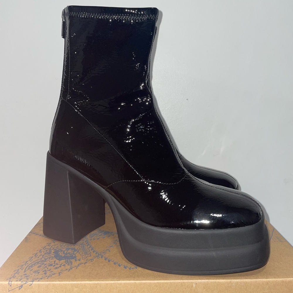 Free people boots 39.5